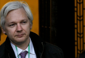 Sweeden drops one Assange claim